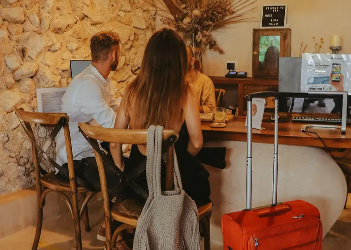 Era Hotel 4*