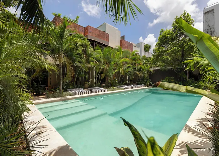 Era Hotel 4*